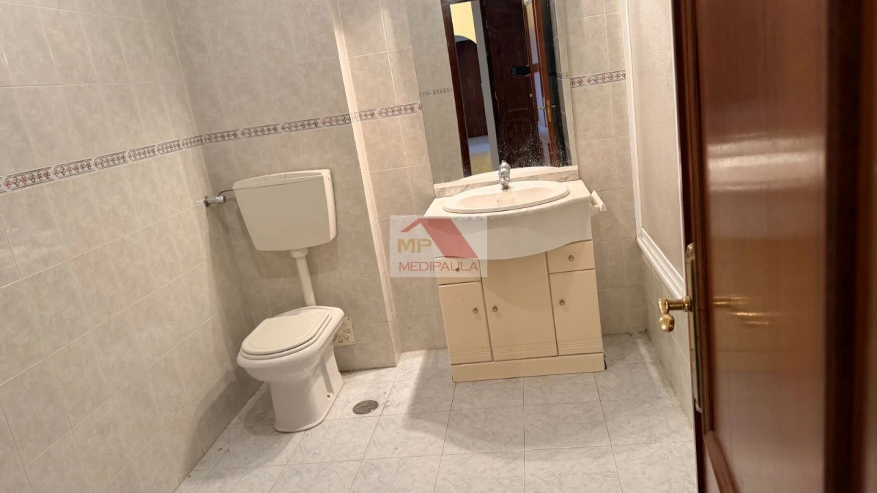 Apartamento T2 para Venda em Algueirão-Mem Martins Foto 14