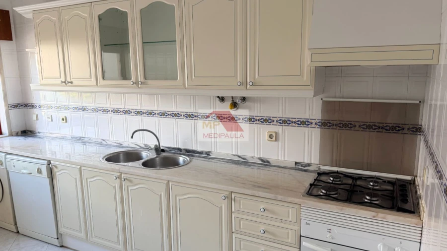 Apartamento T2 para Venda em Algueirão-Mem Martins