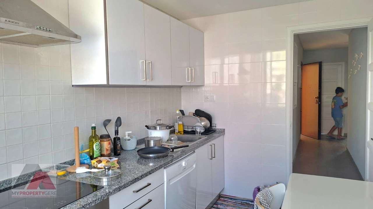 Apartamento T2 para Venda em Alcantara Foto 1