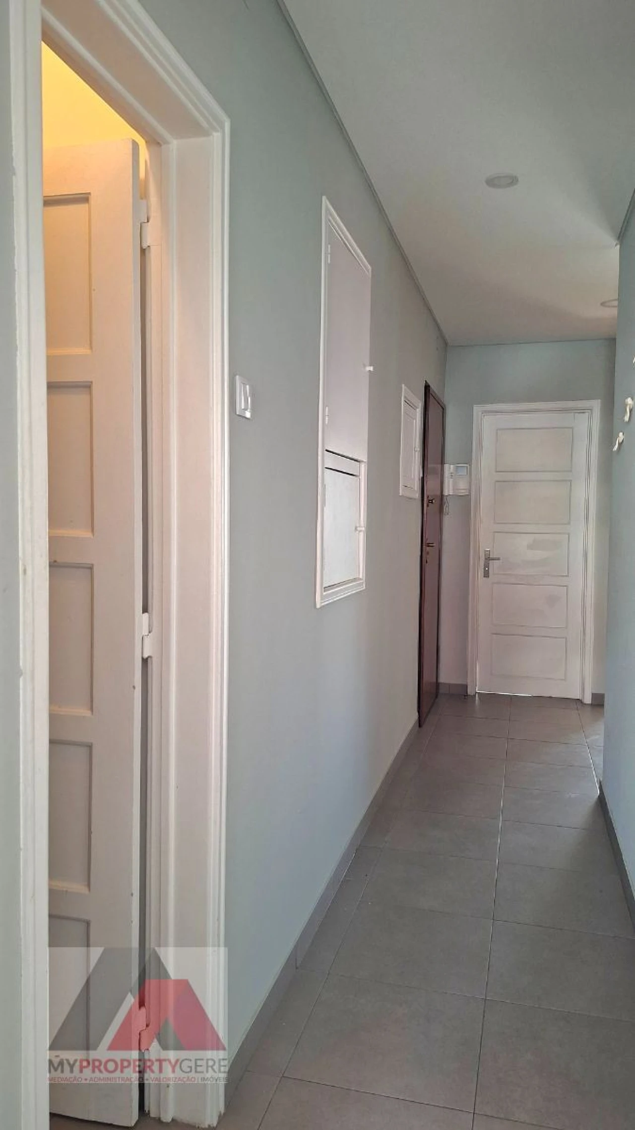 Apartamento T2 para Venda em Alcantara Foto 3