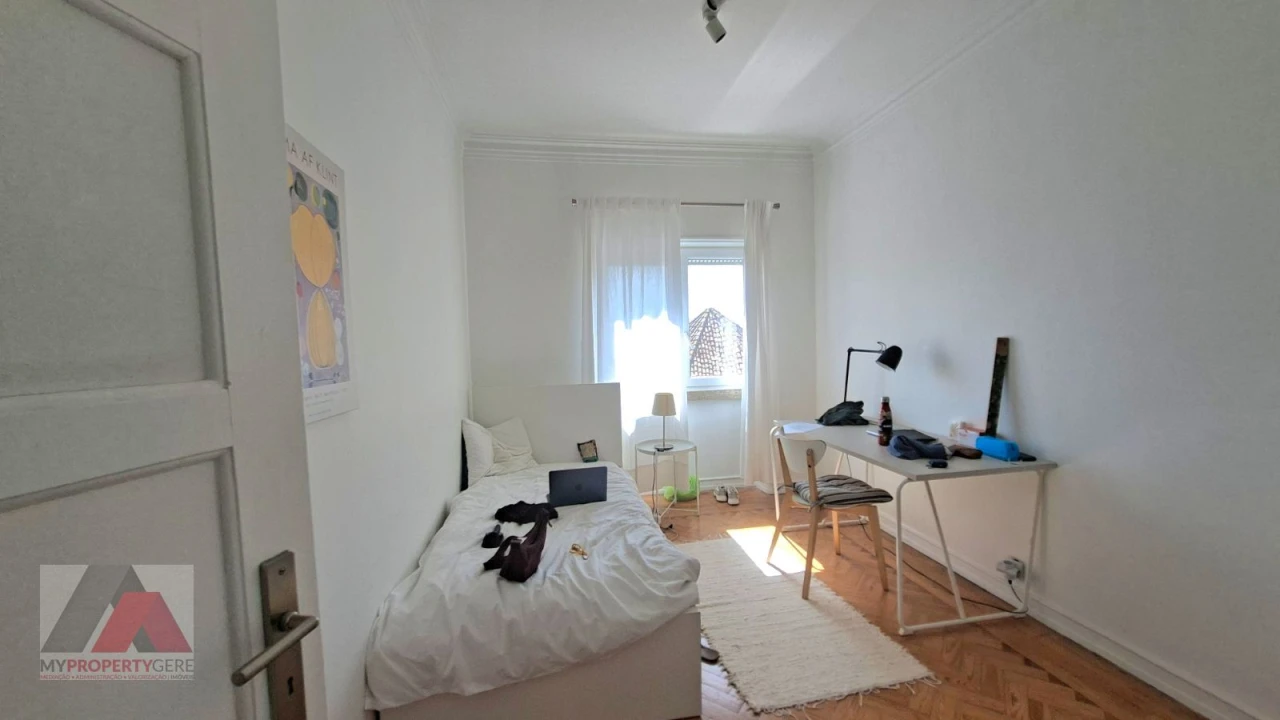 Apartamento T2 para Venda em Alcantara Foto 15