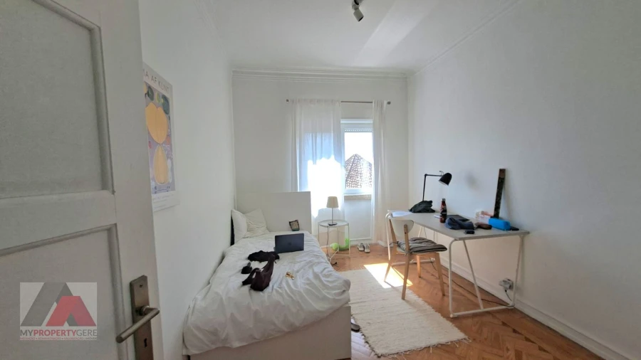 Apartamento T2 para Venda em Alcantara Foto 15