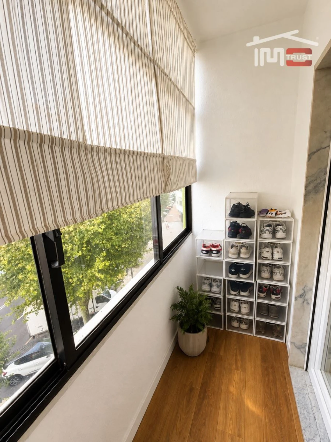 Apartamento T2 para Arrendamento em Mina de Água Foto 6