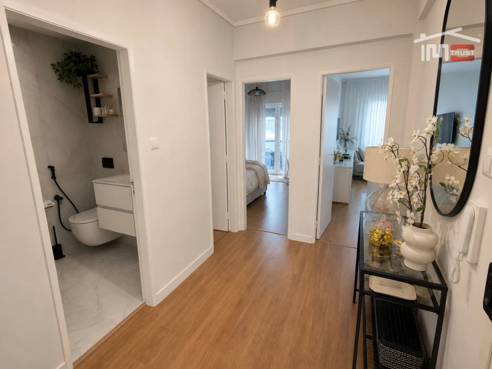 Apartamento T2 para Arrendamento em Mina de Água Foto 7