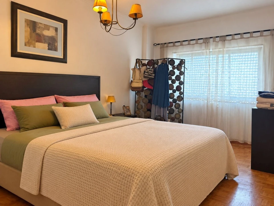Apartamento T2 para Venda em Massamá e Monte Abraão Foto 3
