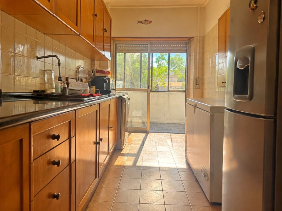 Apartamento T2 para Venda em Massamá e Monte Abraão Foto 9