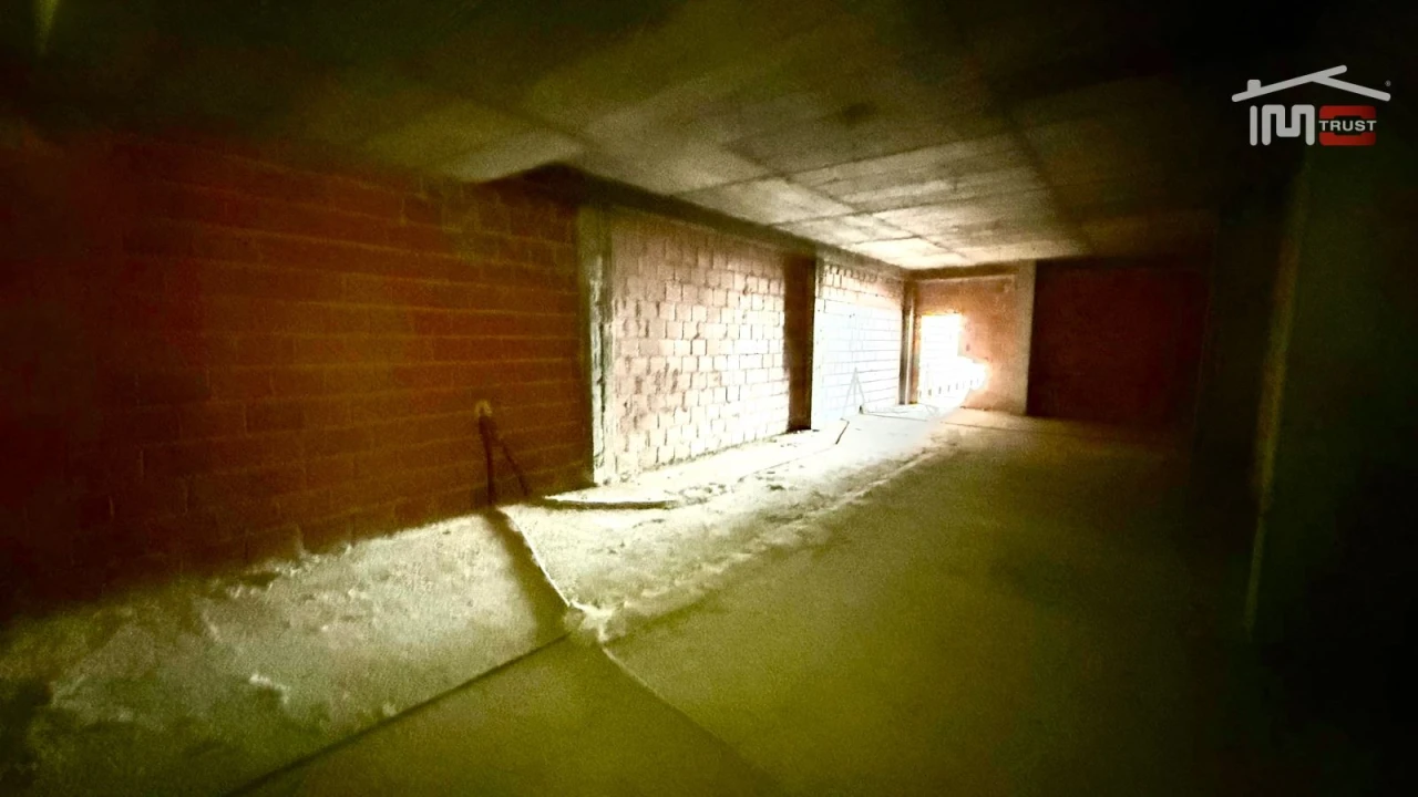 Loja para Venda em Camarate, Unhos e Apelação Foto 31