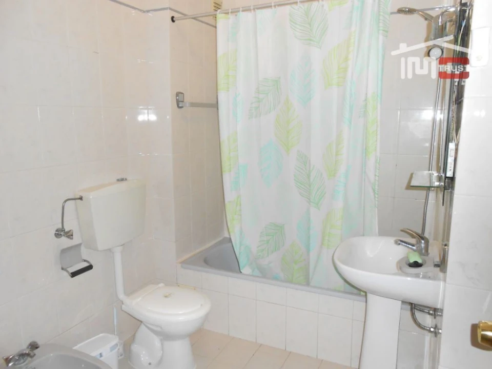 Apartamento T2 para Arrendamento em Fatima Foto 10