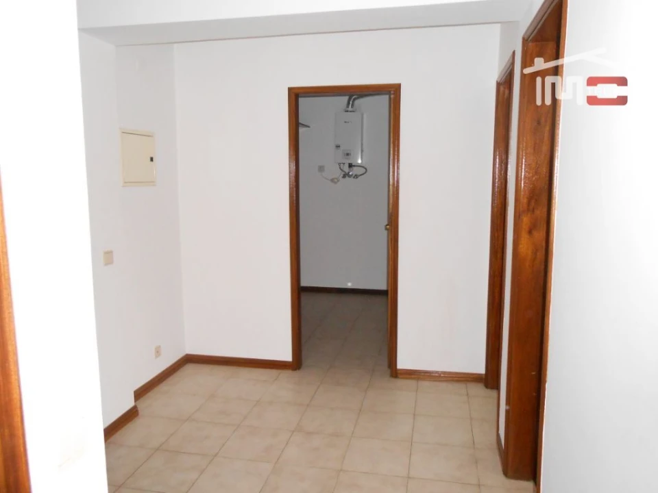 Apartamento T2 para Arrendamento em Fatima Foto 15