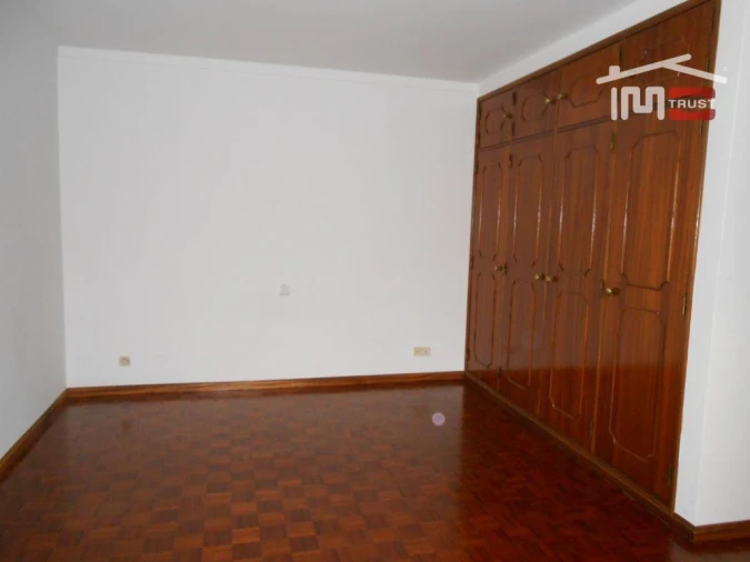 Apartamento T2 para Arrendamento em Fatima Foto 12