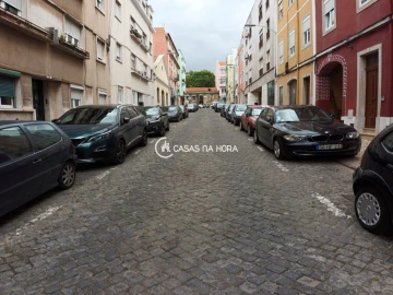 Apartamento T3 para Arrendamento em Campolide
