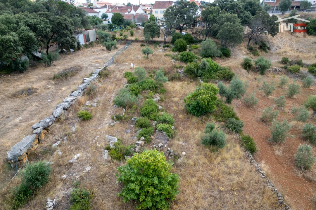Terreno Misto para Venda em Nossa Senhora das Misericordias Foto 2