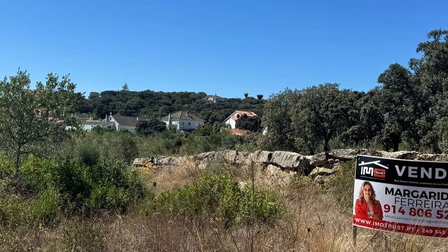 Terreno Misto para Venda em Nossa Senhora das Misericordias