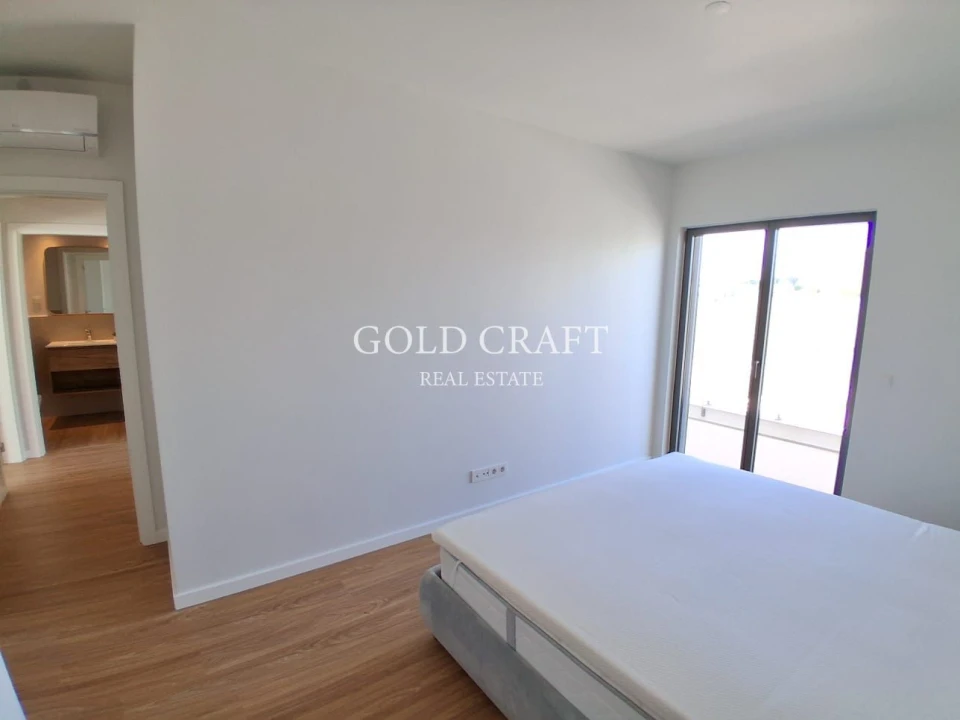 Apartamento T2 para Venda em Santo António dos Cavaleiros e Frielas Foto 26