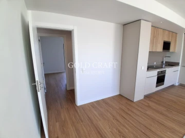 Apartamento T2 para Venda em Santo António dos Cavaleiros e Frielas