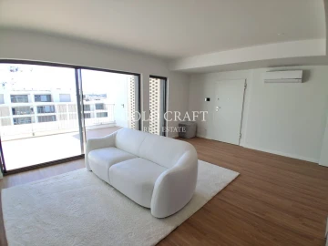 Apartamento T2 para Venda em Santo António dos Cavaleiros e Frielas