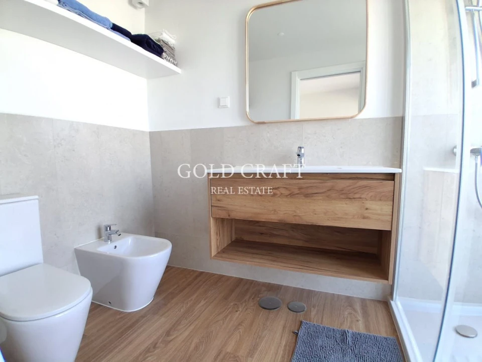 Apartamento T2 para Venda em Santo António dos Cavaleiros e Frielas Foto 19