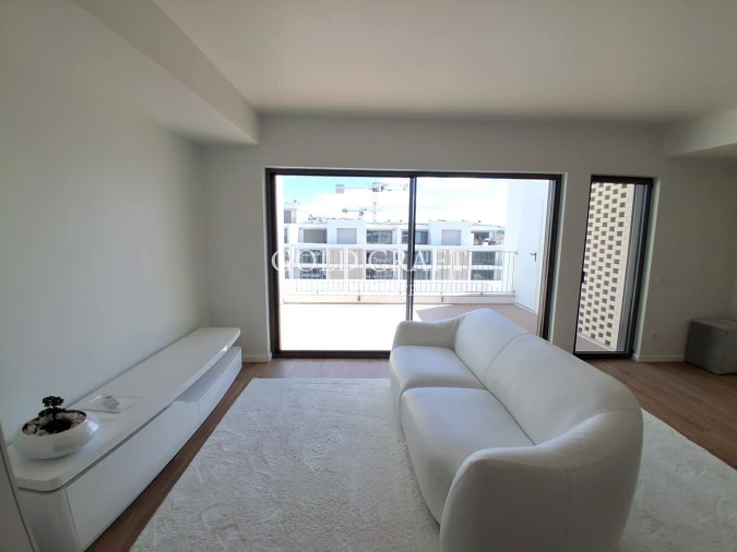 Apartamento T2 para Venda em Santo António dos Cavaleiros e Frielas Foto 3