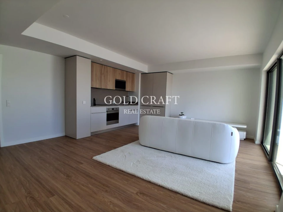 Apartamento T2 para Venda em Santo António dos Cavaleiros e Frielas Foto 2