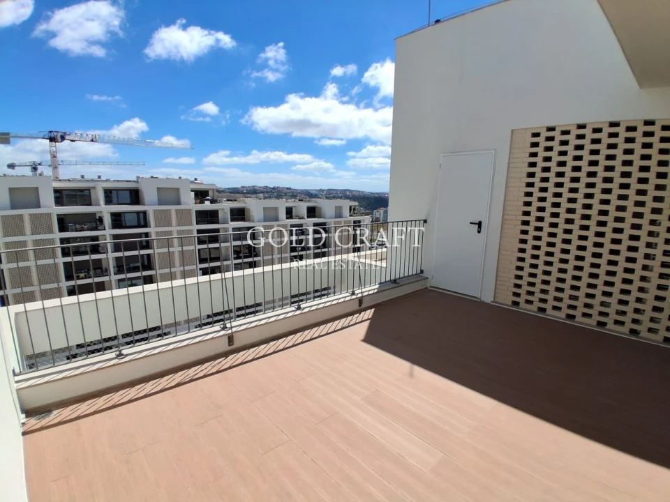 Apartamento T2 para Venda em Santo António dos Cavaleiros e Frielas Foto 7