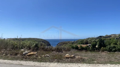 Terreno para Venda em Peniche