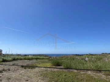 Terreno para Venda em Peniche