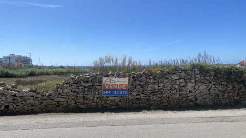 Terreno para Venda em Peniche
