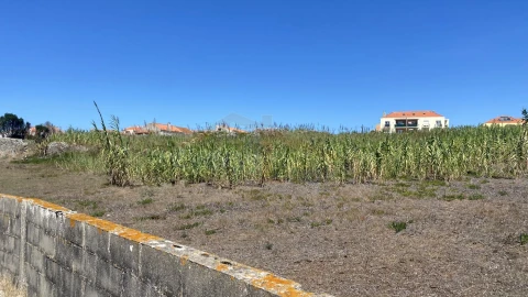 Terreno para Venda em Peniche