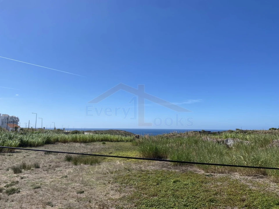 Terreno para Venda em Peniche Foto 16