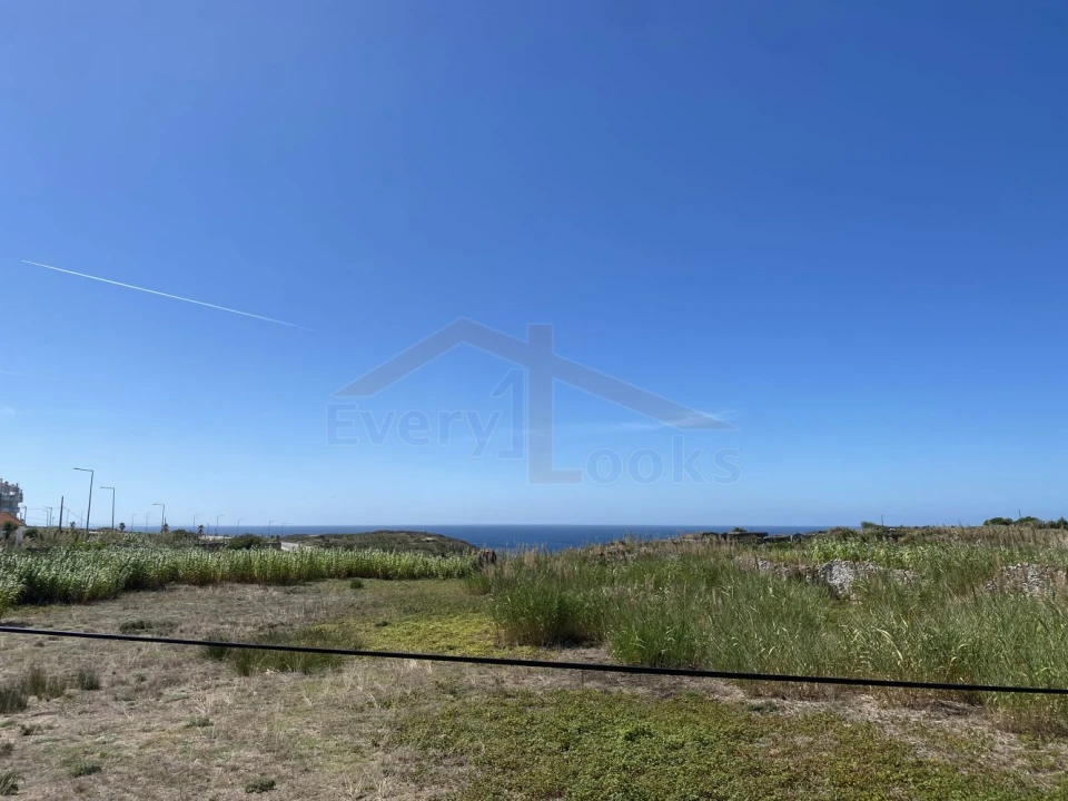 Terreno para Venda em Peniche Foto 19
