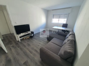 Apartamento T1 para Arrendamento em Vilar de Andorinho