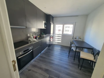 Apartamento T1 para Arrendamento em Vilar de Andorinho