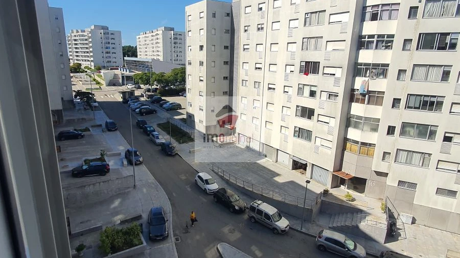 Apartamento T1 para Arrendamento em Vilar de Andorinho