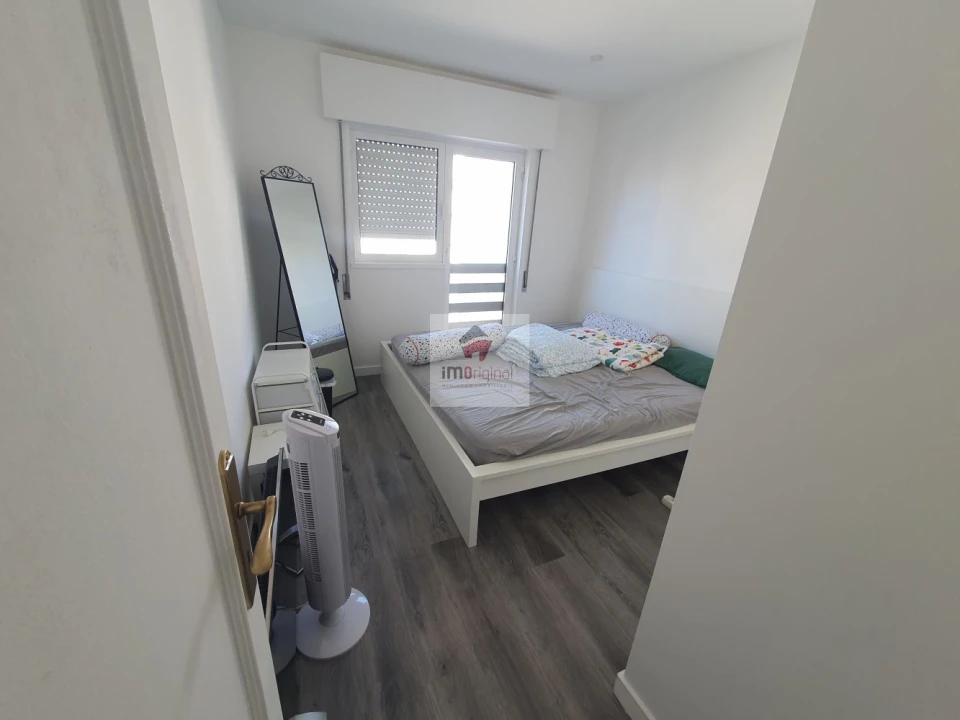 Apartamento T1 para Arrendamento em Vilar de Andorinho Foto 16