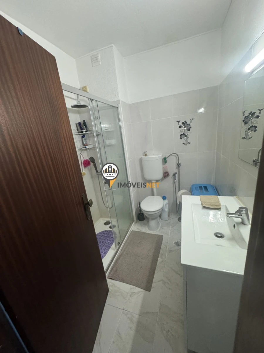 Apartamento T1 para Venda em Lagos (São Sebastião e Santa Maria) Foto 7