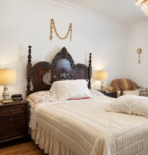 Apartamento T3 para Venda em Santo António