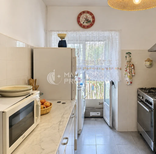 Apartamento T3 para Venda em Santo António Foto 3
