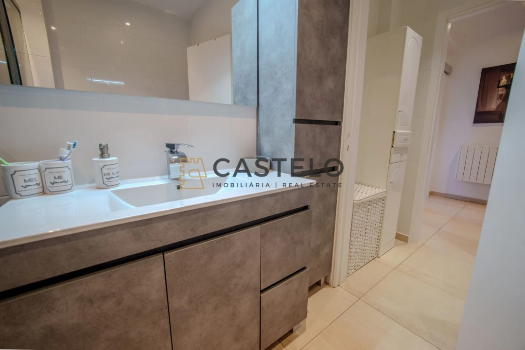 Apartamento T2 para Venda em Albufeira e Olhos de Água Foto 25