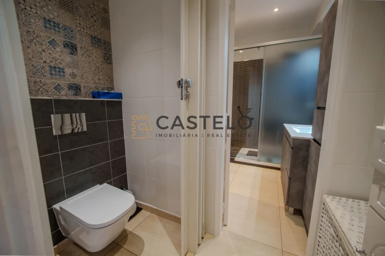 Apartamento T2 para Venda em Albufeira e Olhos de Água Foto 23