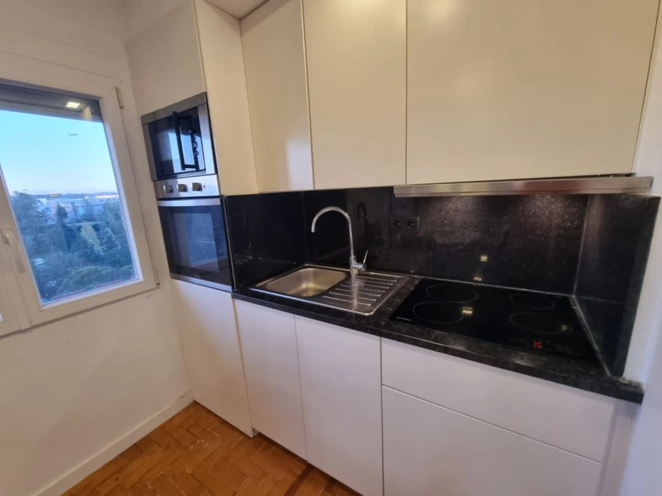 Apartamento T1 para Venda em Olivais Foto 4