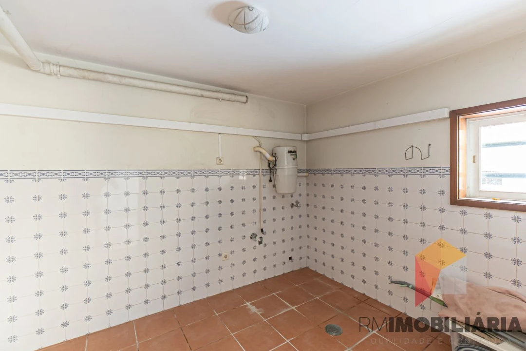 Moradia T4 para Venda em Fânzeres e São Pedro da Cova Foto 47