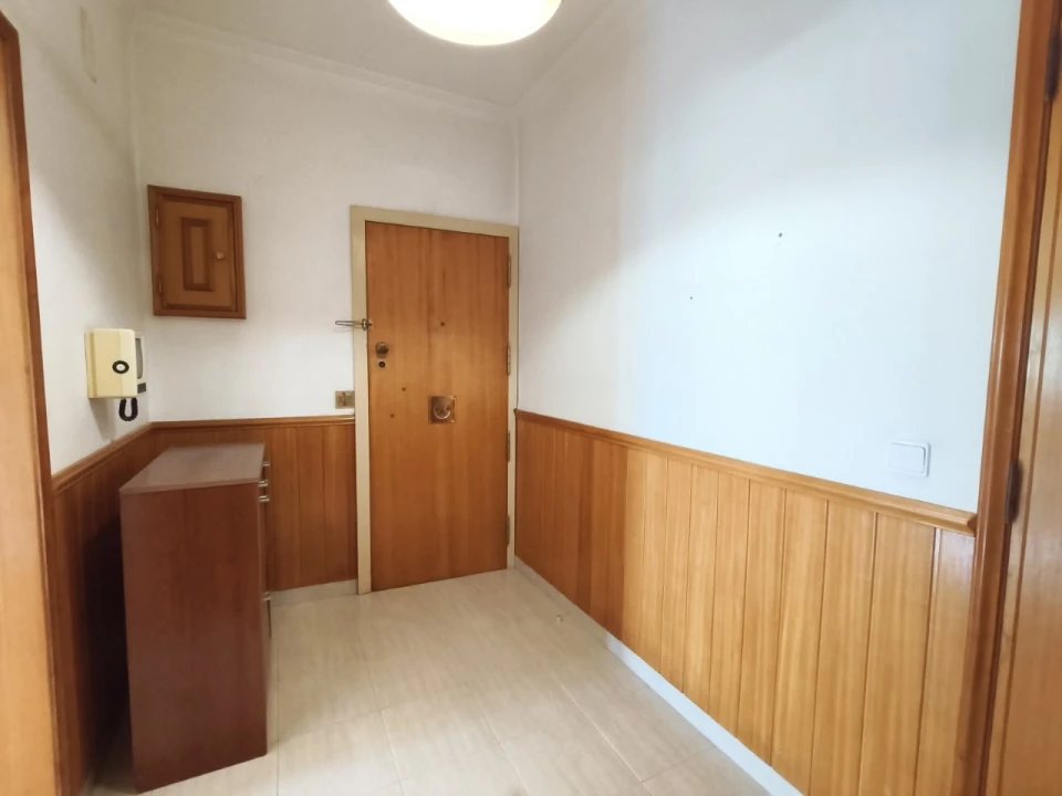 Apartamento T3 para Venda em Loures Foto 2