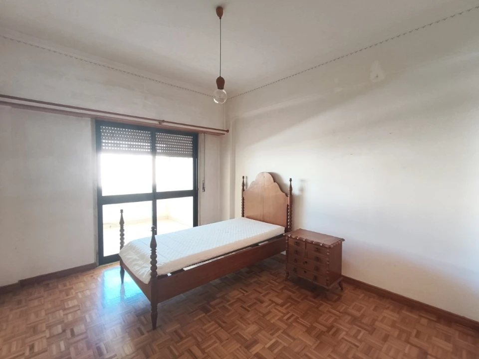 Apartamento T3 para Venda em Loures Foto 24