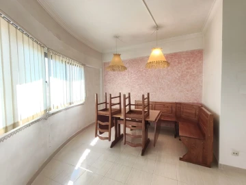 Apartamento T3 para Venda em Loures