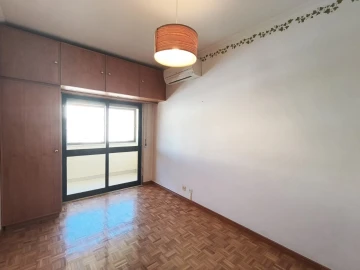 Apartamento T3 para Venda em Loures