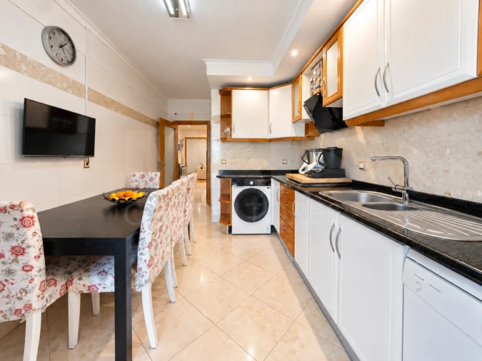 Apartamento T3 para Venda em Vila Franca de Xira Foto 3