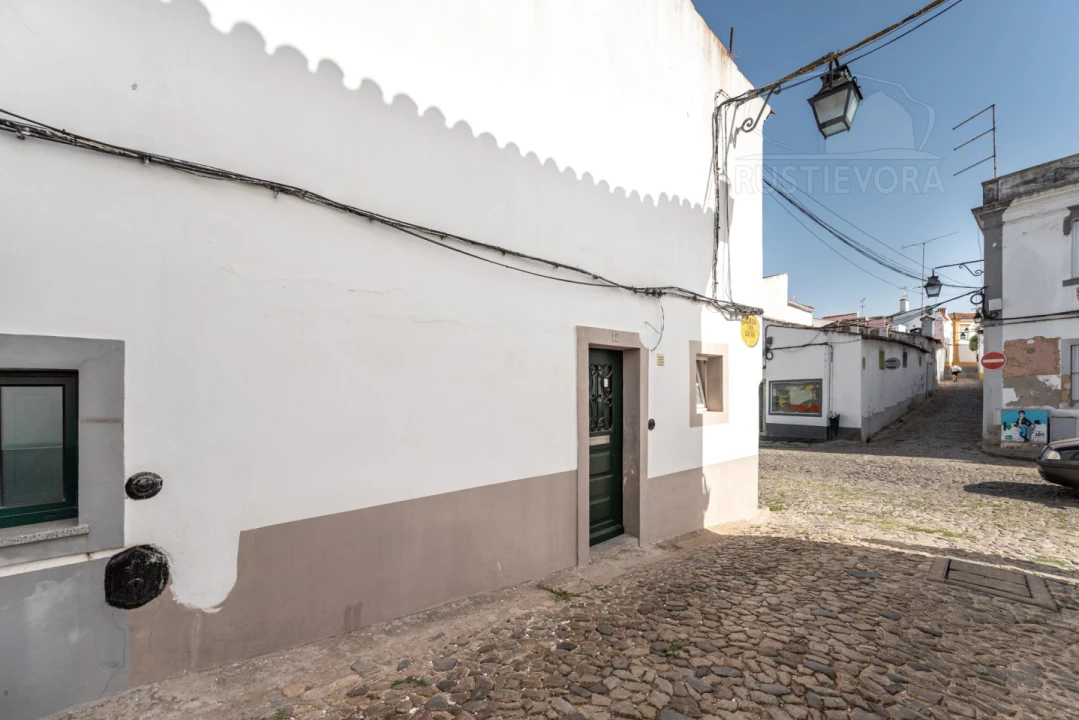 Moradia T2 para Venda em Évora (São Mamede, Sé, São Pedro e Santo Antão) Foto 23