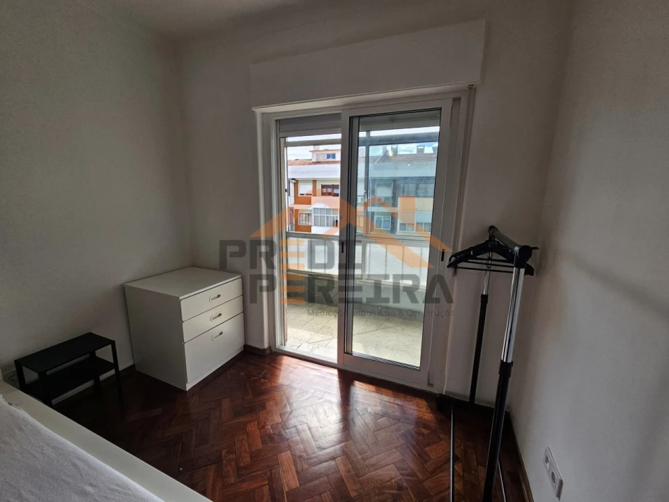 Quarto para Arrendamento em Odivelas Foto 15
