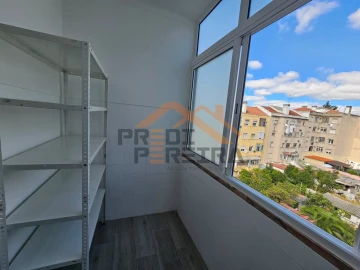 Quarto para Arrendamento em Odivelas