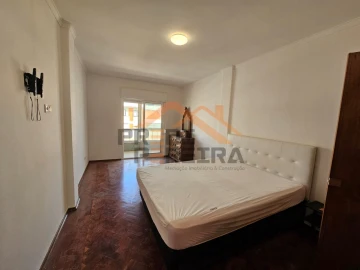 Quarto para Arrendamento em Odivelas